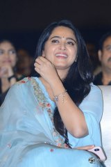 Anushka at Hit Movie Pre Release Event